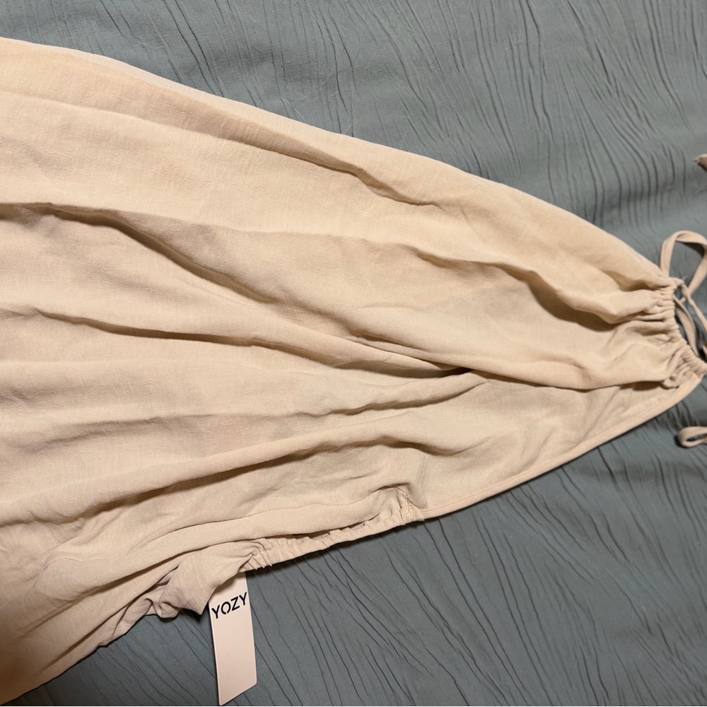 YOZY Women's Backless Cream Dress